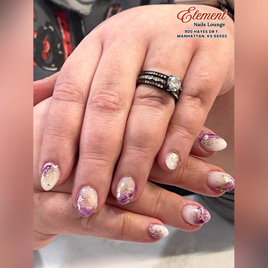 Nail trending